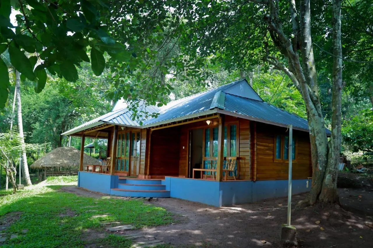 Villa Cocooonroyale Mudhouse Chegāt